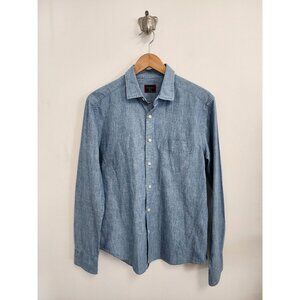 UNTUCKit Penfolds blue chambray button down long sleeve shirt M